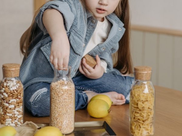 5 Reasons to use Everyday Objects and Loose Parts to support Experiential Learning and Holistic Development