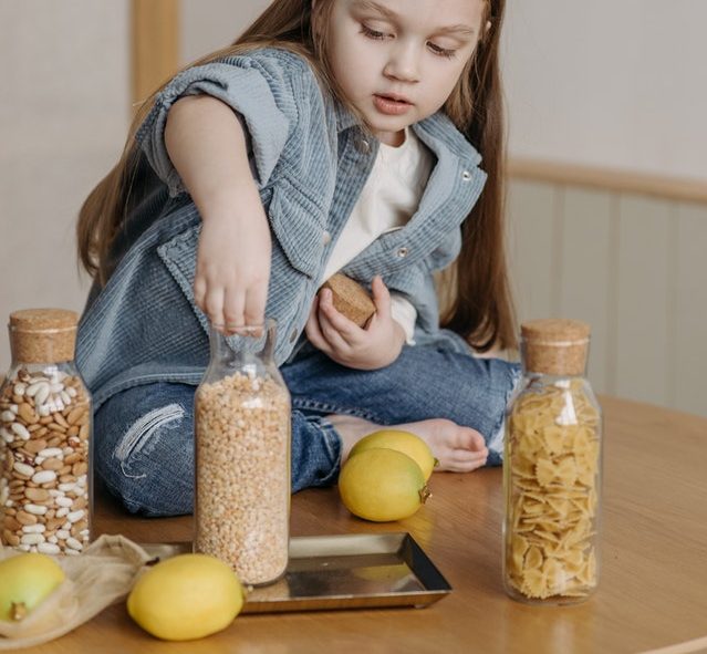 5 Reasons to use Everyday Objects and Loose Parts to support Experiential Learning and Holistic Development